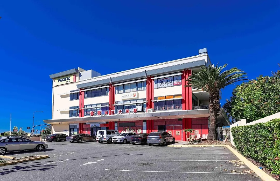 Calamvale Business Or Holiday Like Home-1