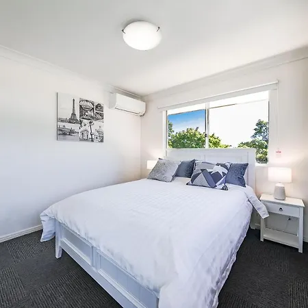 Calamvale Business Or Holiday Like Home-2